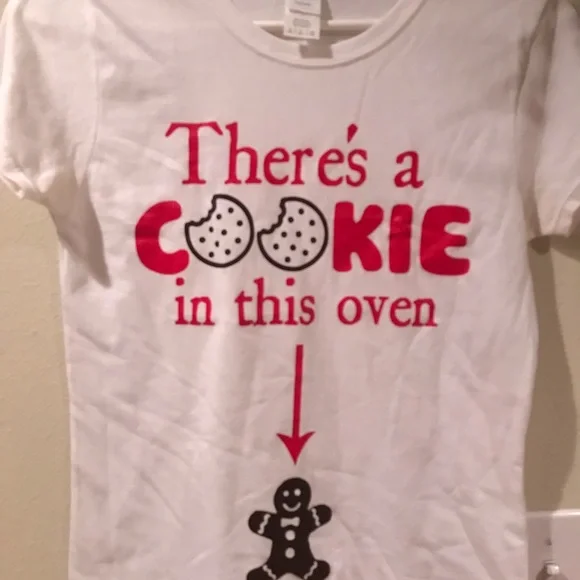 Couples Pregnancy Announcement Shirts | Set of 2 short sleeve shirts - Picture 3 of 10